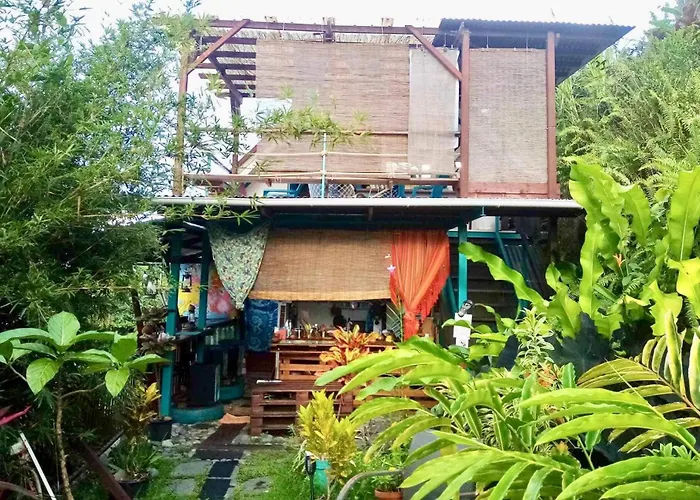 Ohana Beach Hostel Bungalows & Dortoir